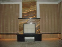 Камин из оникса с подсветкой