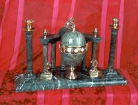 Часы из мрамора